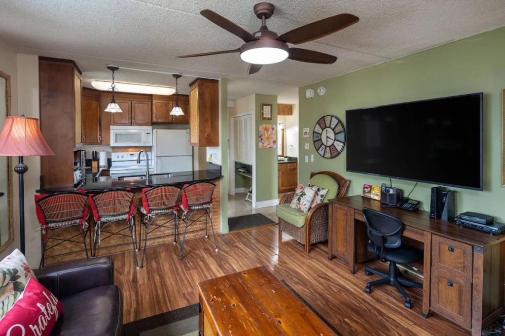 Heart Of Waikiki,1Bdrm,Free Parking, Wifi,No Resort Fees,Youtube,Netflix ! Гонолулу Экстерьер фото
