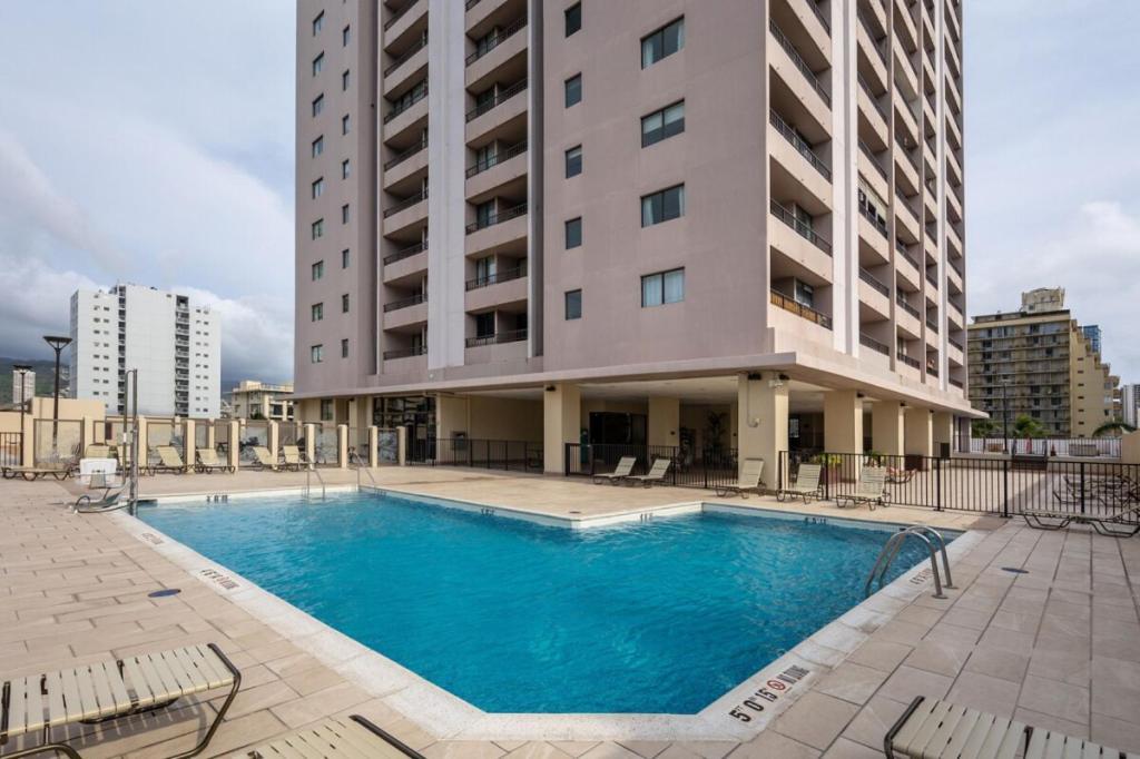 Heart Of Waikiki,1Bdrm,Free Parking, Wifi,No Resort Fees,Youtube,Netflix ! Гонолулу Экстерьер фото
