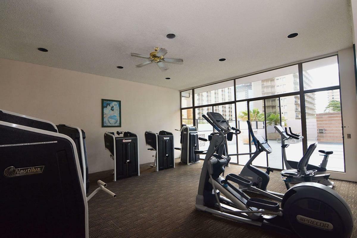 Heart Of Waikiki,1Bdrm,Free Parking, Wifi,No Resort Fees,Youtube,Netflix ! Гонолулу Экстерьер фото