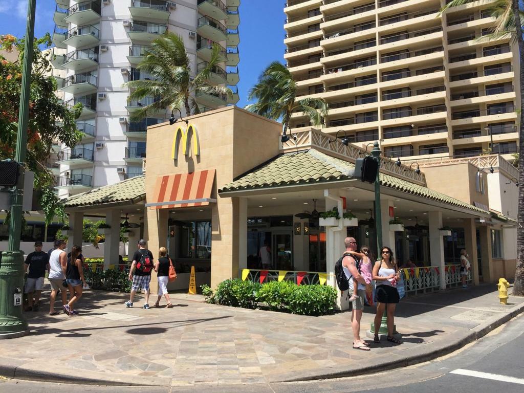 Heart Of Waikiki,1Bdrm,Free Parking, Wifi,No Resort Fees,Youtube,Netflix ! Гонолулу Экстерьер фото