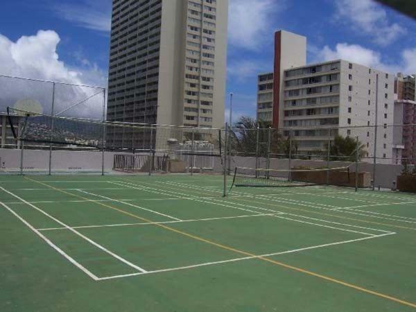 Heart Of Waikiki,1Bdrm,Free Parking, Wifi,No Resort Fees,Youtube,Netflix ! Гонолулу Экстерьер фото